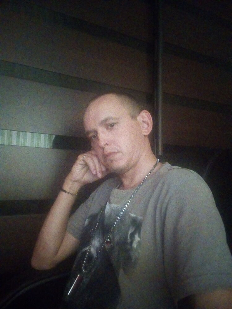  39846973  , 34 ,    