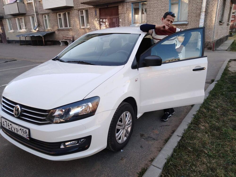  17202113  Sobir, 43 ,    -