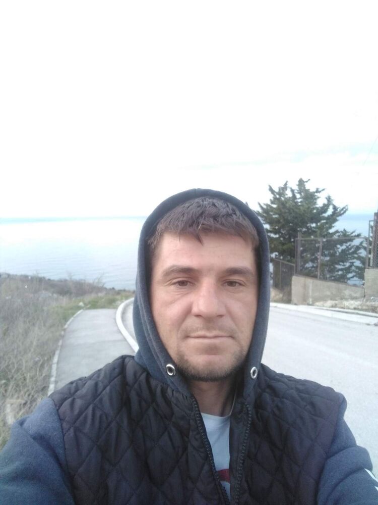  32364843  , 38 ,    