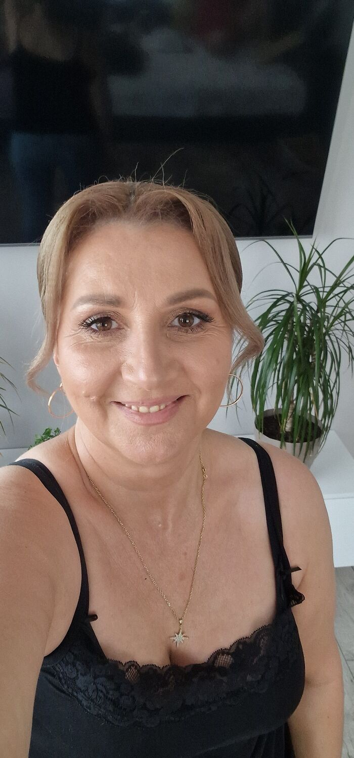  ,   Raisa, 50 ,   c 