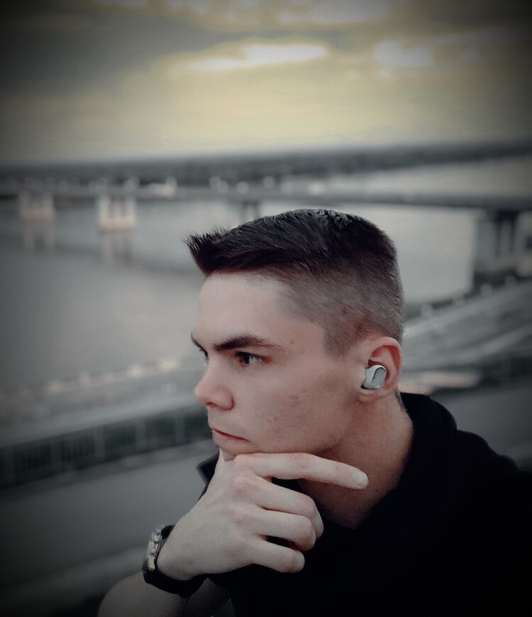  52583103  , 28 ,    