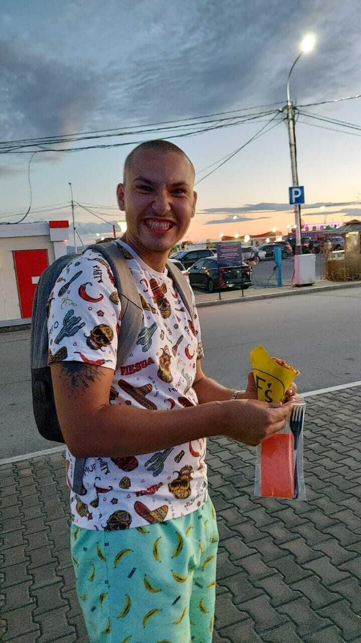  28678353  Nik, 25 ,    