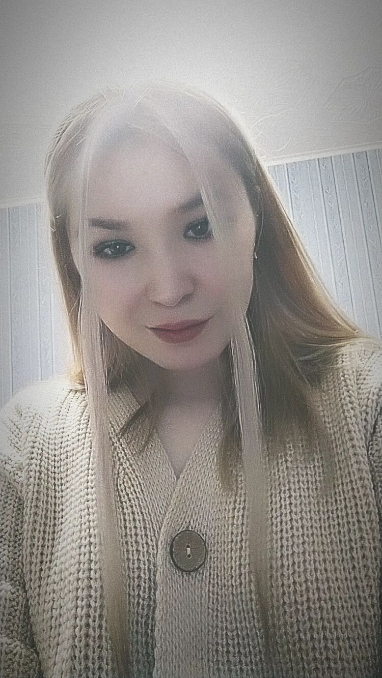  ,   Alexandra, 25 ,   c 