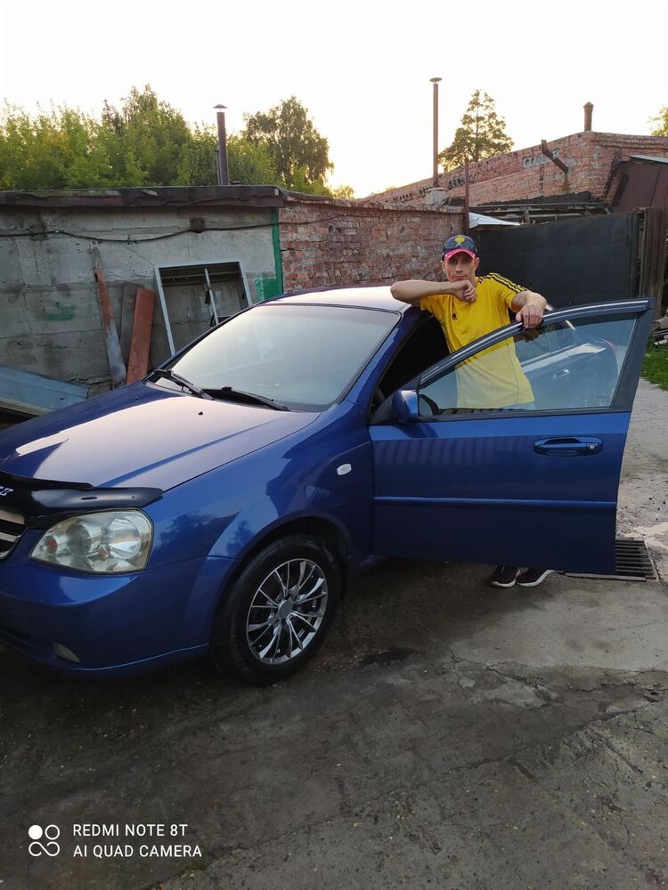  47052183  , 40 ,    