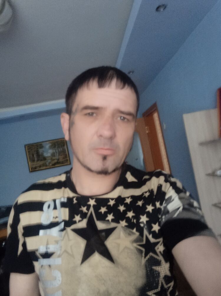  35223773  , 44 ,    