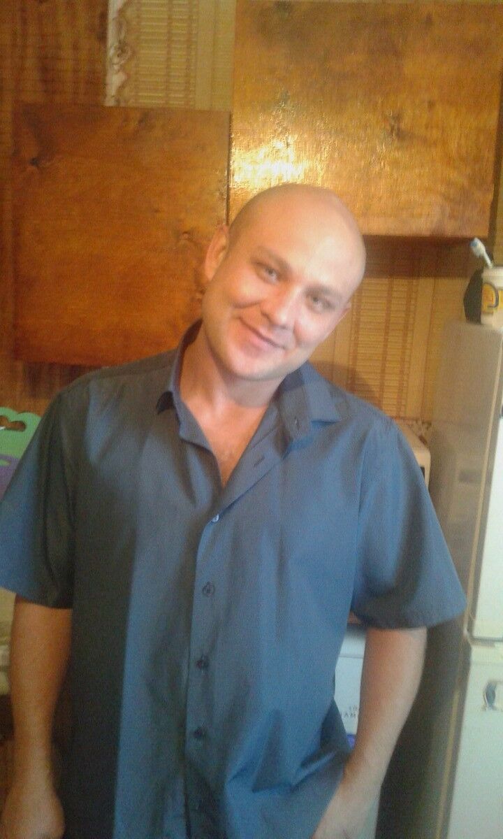  ,   Aleksandr, 44 ,   ,   , c 