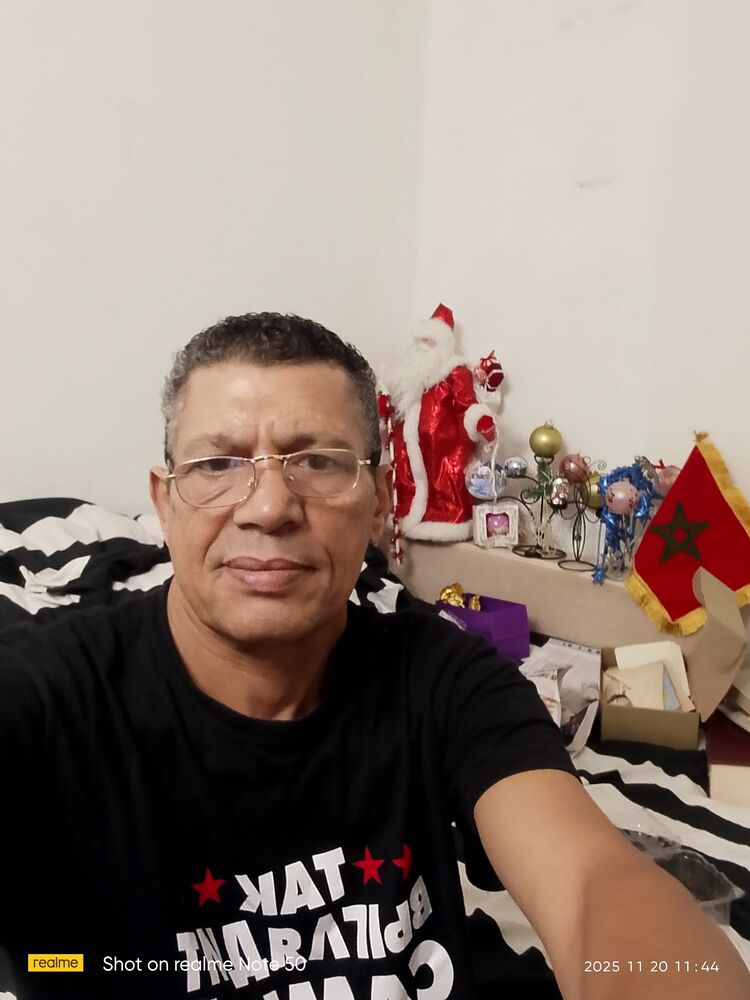  54589023  Karamy, 62 ,    