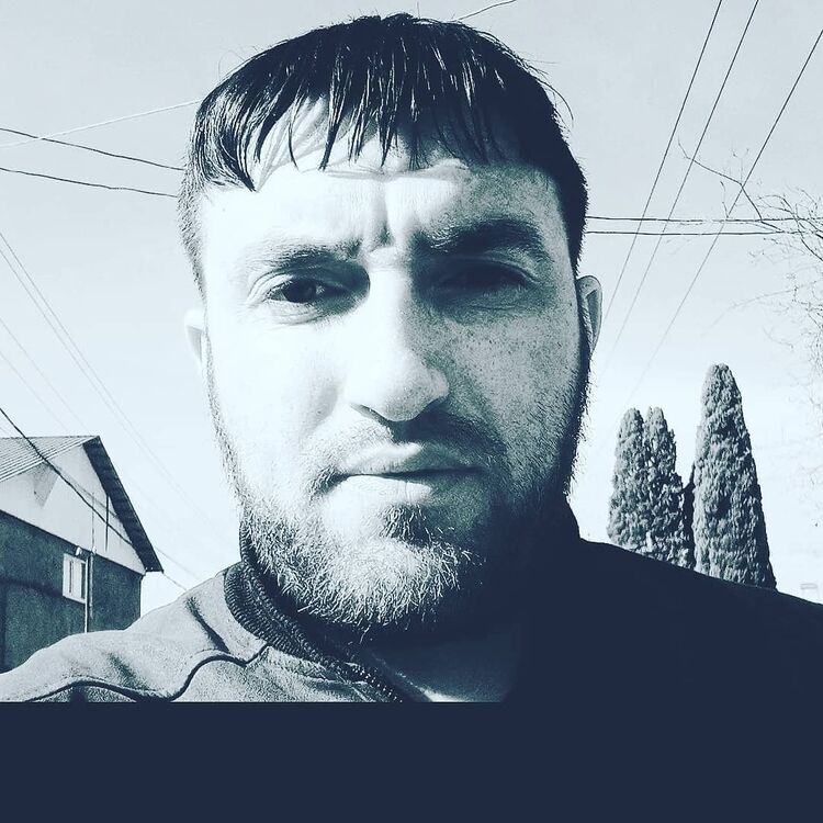  30294873  , 32 ,    --