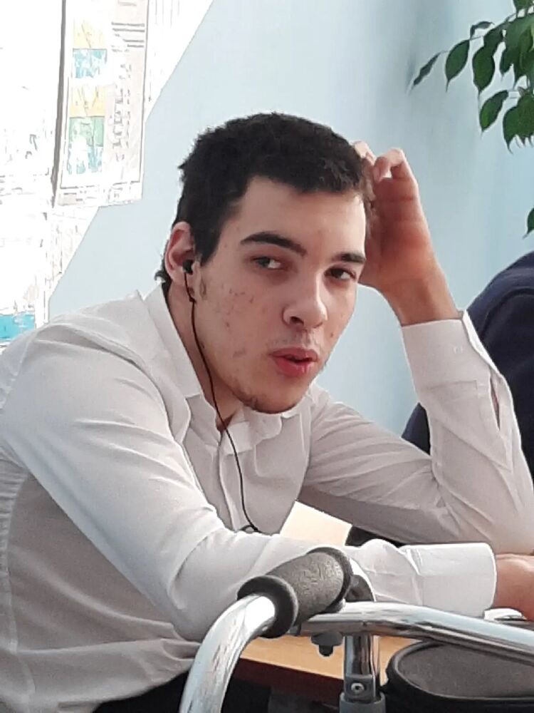  47276043  , 24 ,    