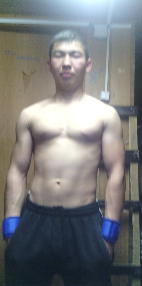  ,   Rustam, 33 ,   ,   , c 
