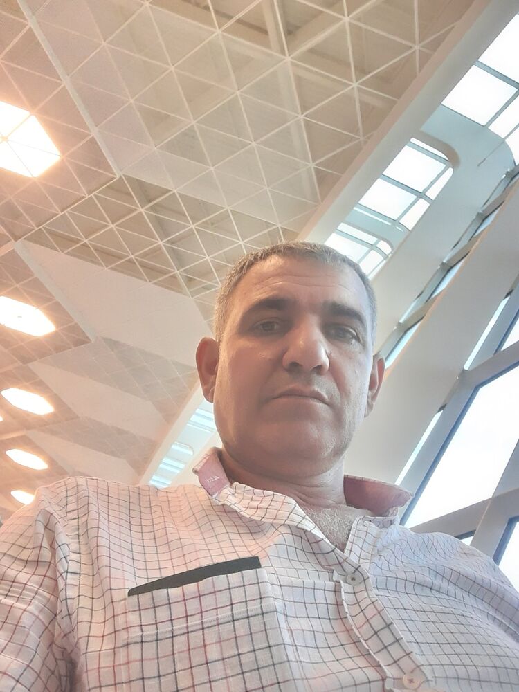  35433353  Rovsen, 49 ,    