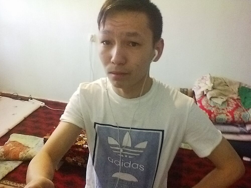  11800783  Timur, 28 ,    