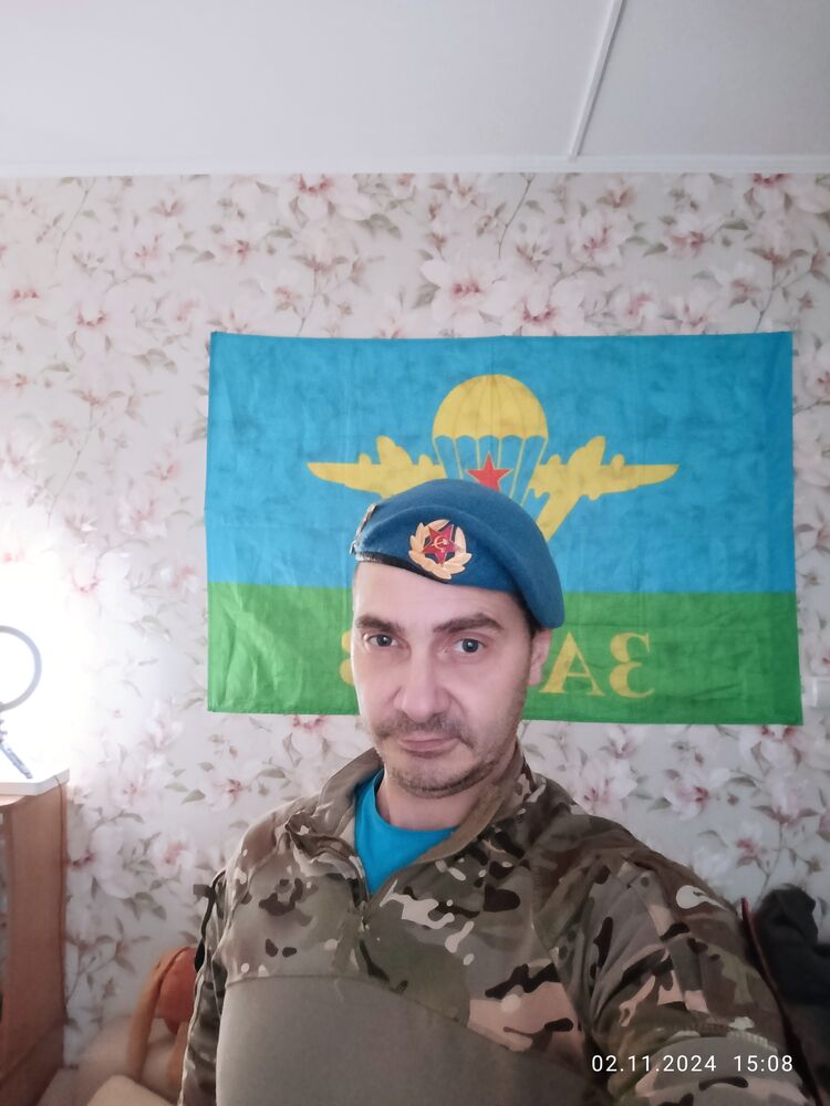  47300883  , 42 ,    