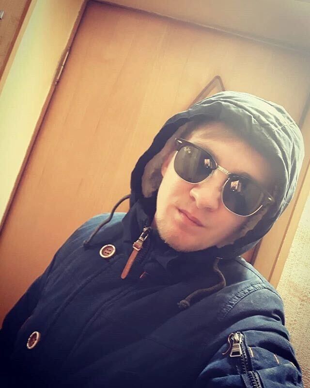  50714933  No name, 32 ,    