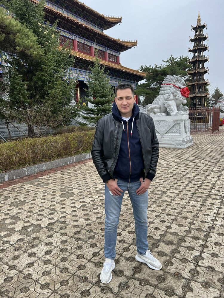  ,   Vlad, 30 ,   ,   
