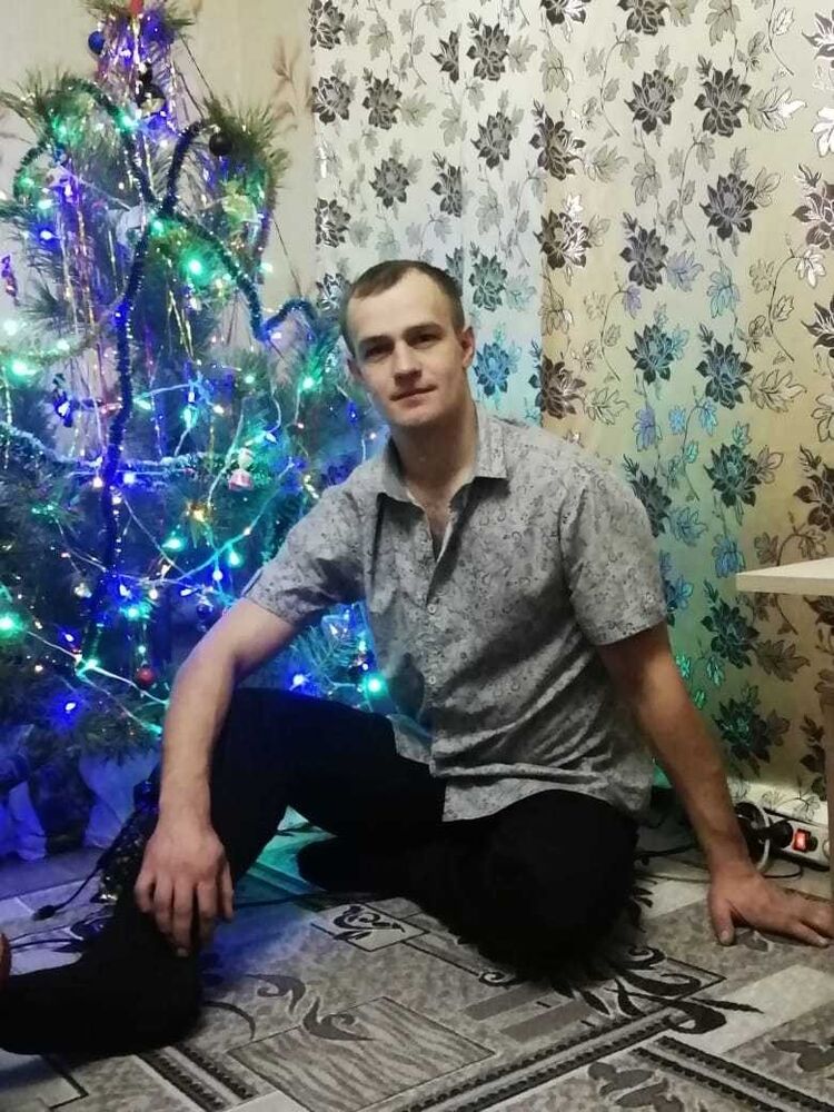  15022813  , 32 ,    