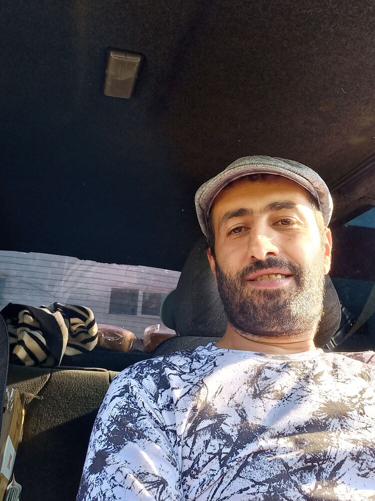  35986003  Edmon, 37 ,    