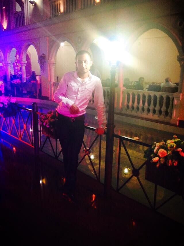  4703573  Johny, 31 ,    