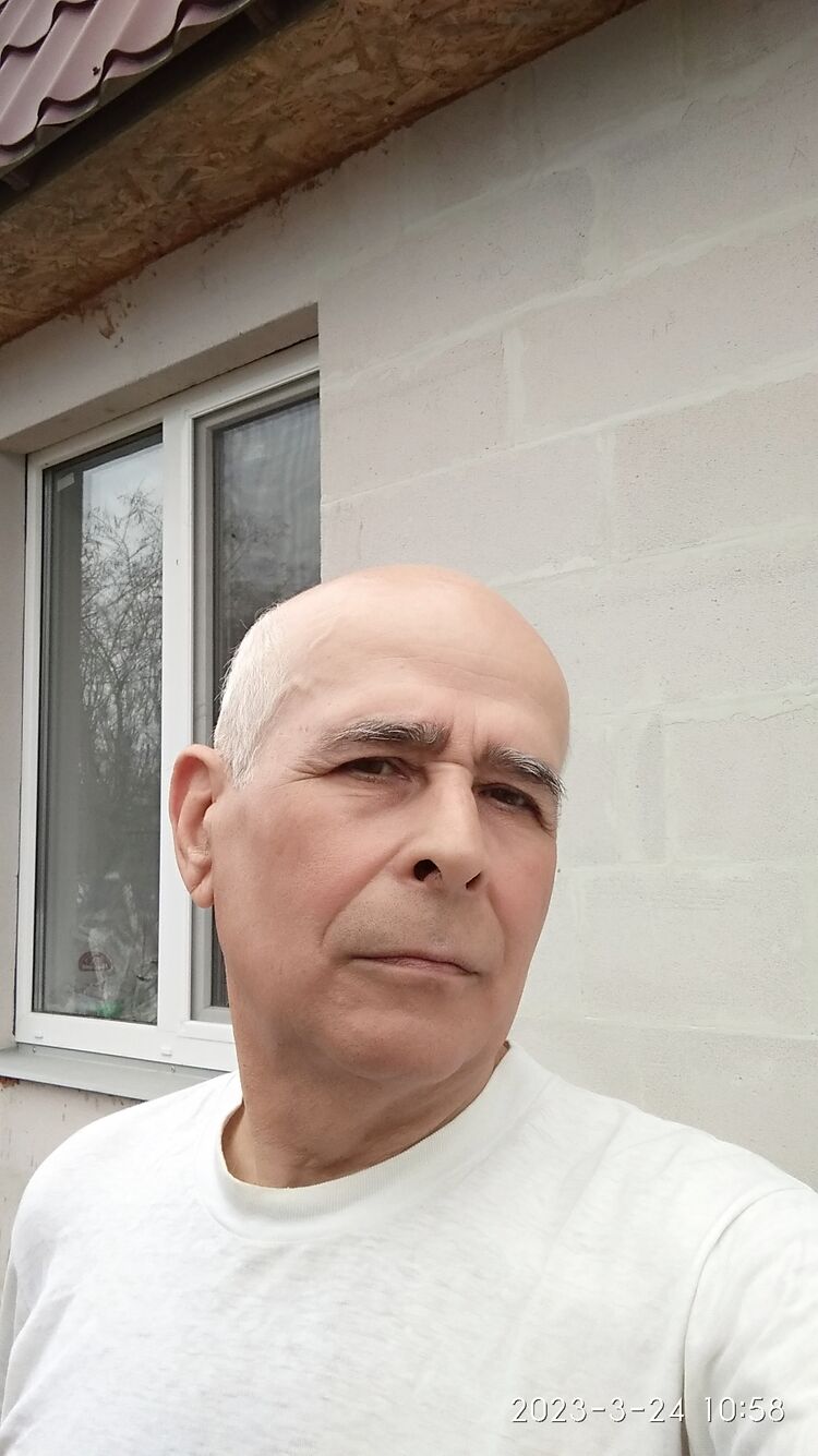  36681873  , 72 ,    