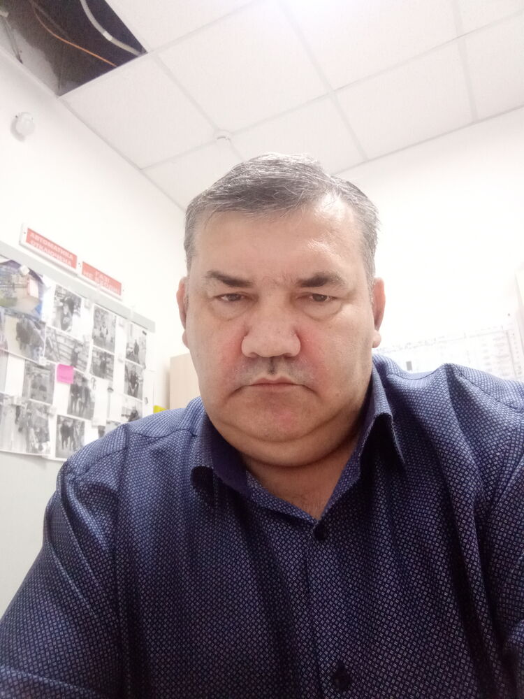  27183683  , 52 ,    