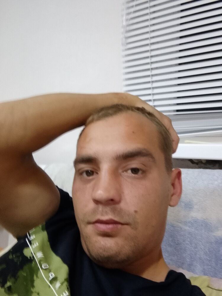  47861343  , 27 ,    