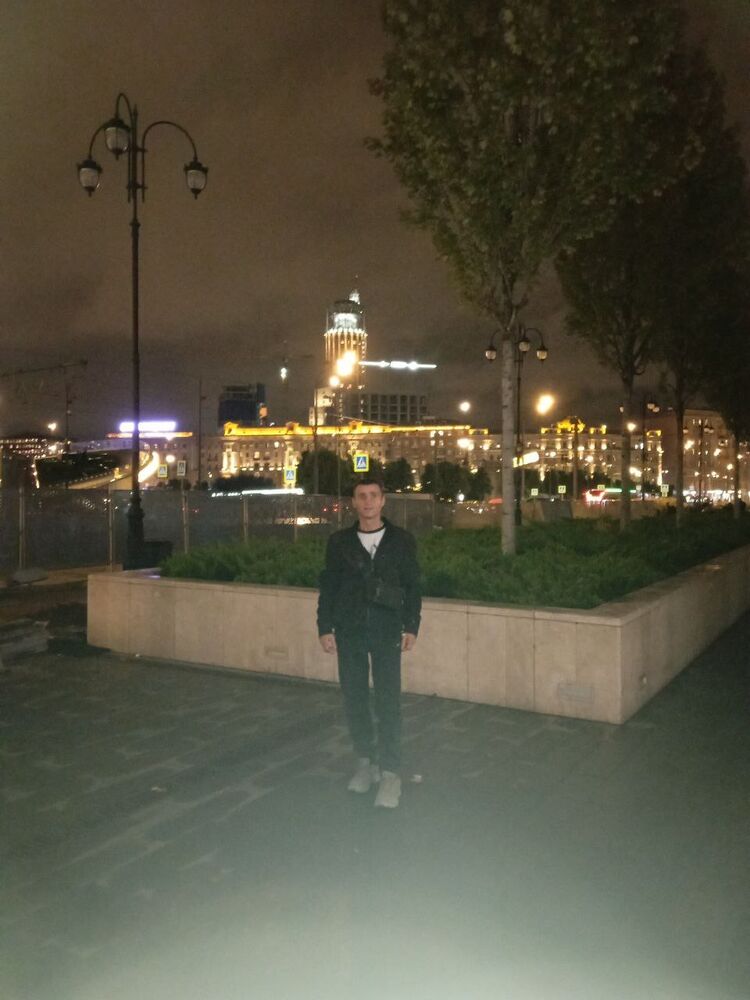  53725143  Rafael, 41 ,    