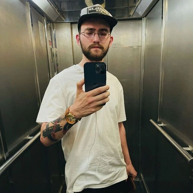  33706673  Sergey, 26 ,    