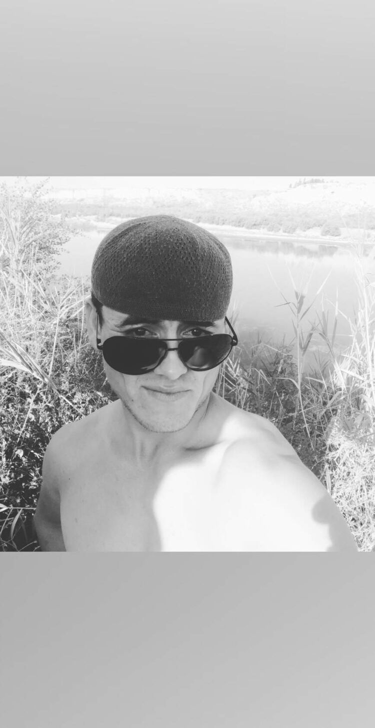  31814703  Timur, 36 ,    