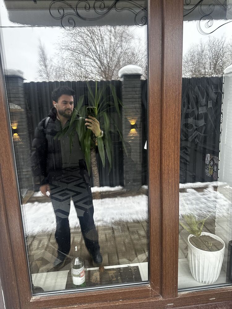  54781193  , 27 ,    -