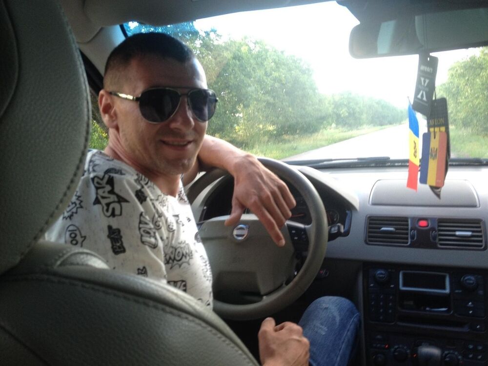  18699263  Oleg, 34 ,    Buftea