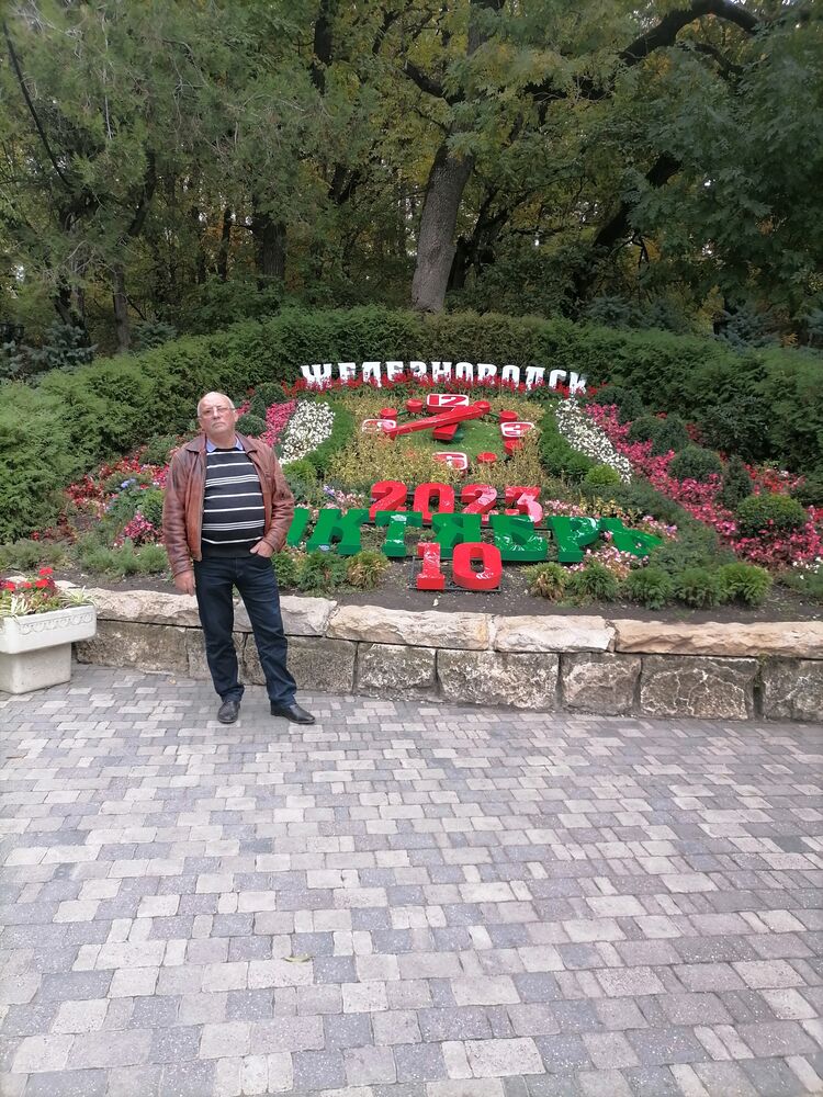  39728293  Oleg, 63 ,    