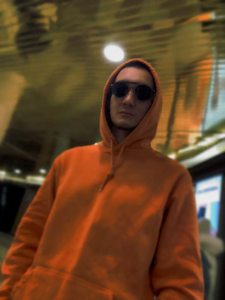  ,   Alan, 27 ,   ,   