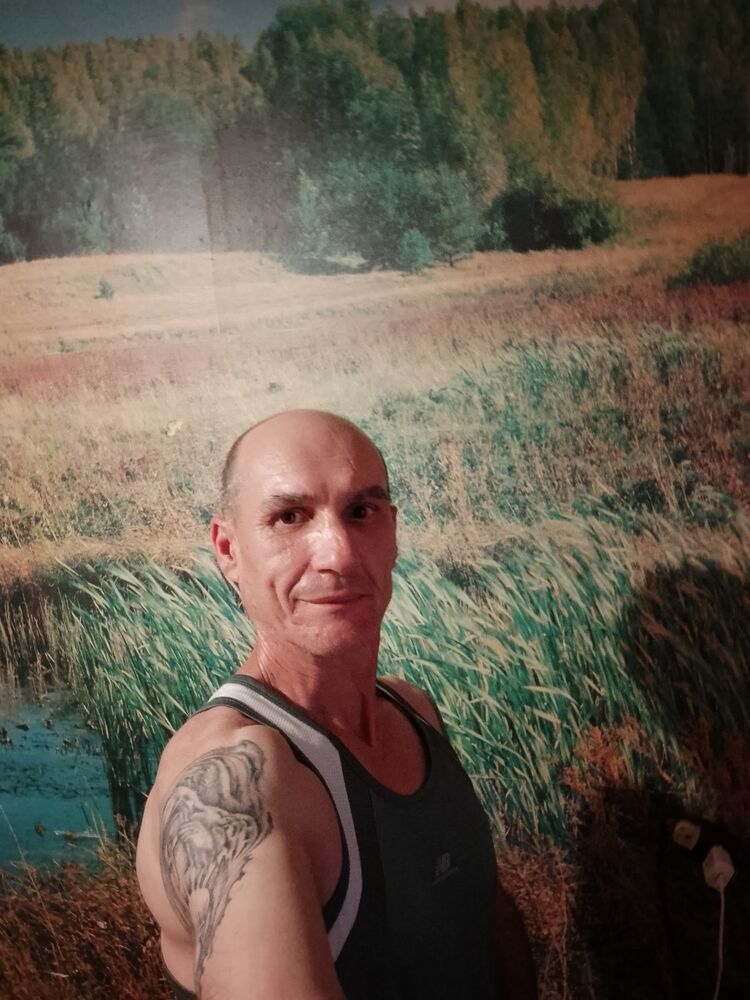  36517983  , 51 ,    