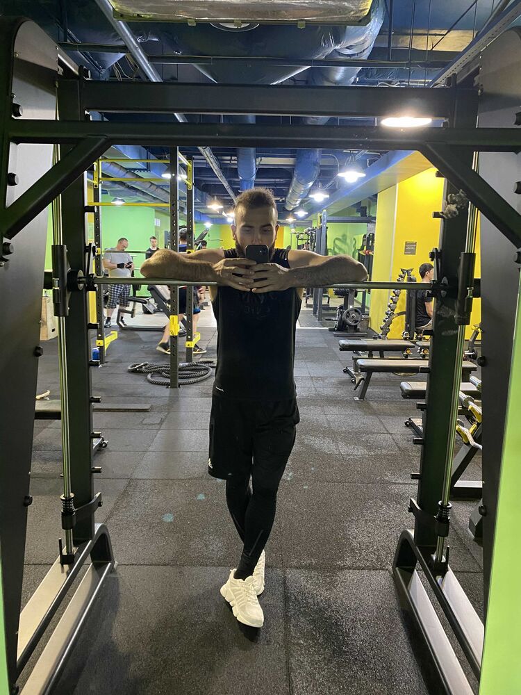  22822753  , 30 ,    -