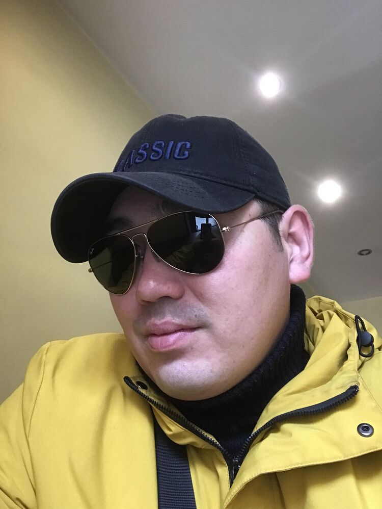  -,   , 33 ,     , c 