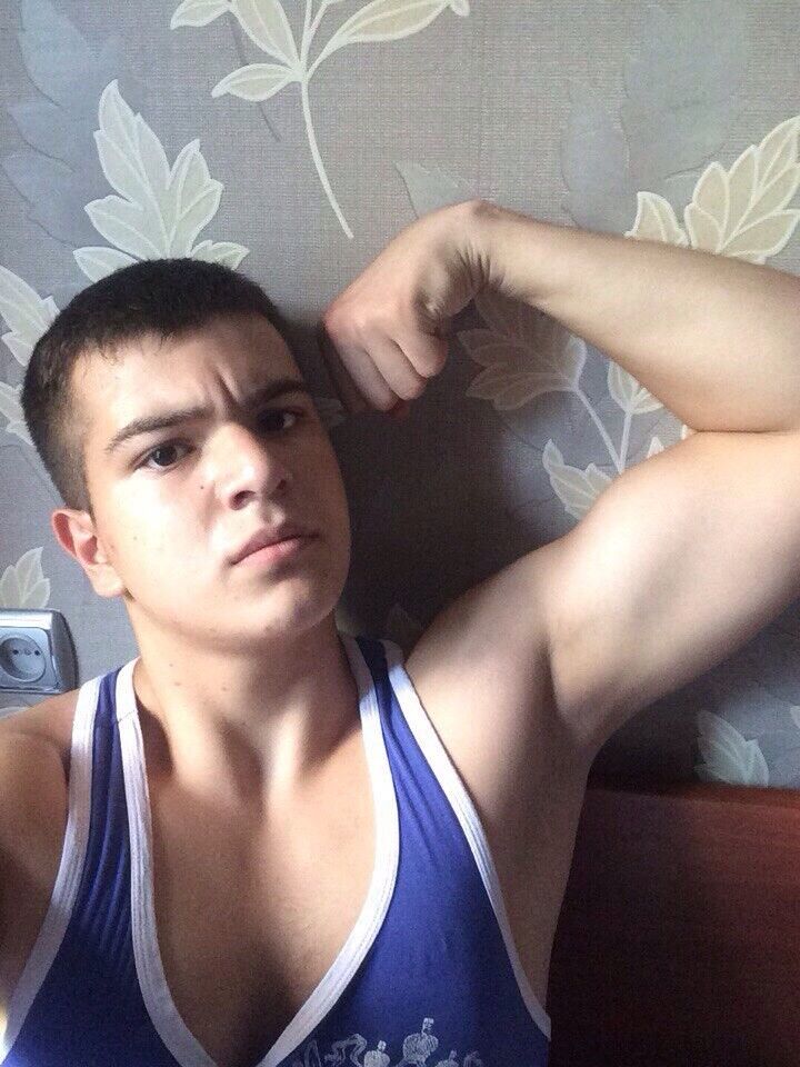  9490883  , 26 ,    