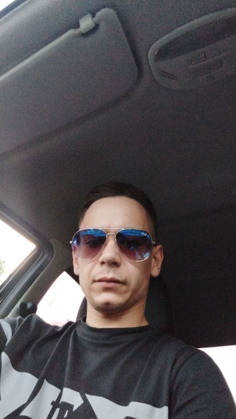  43788073  , 28 ,    