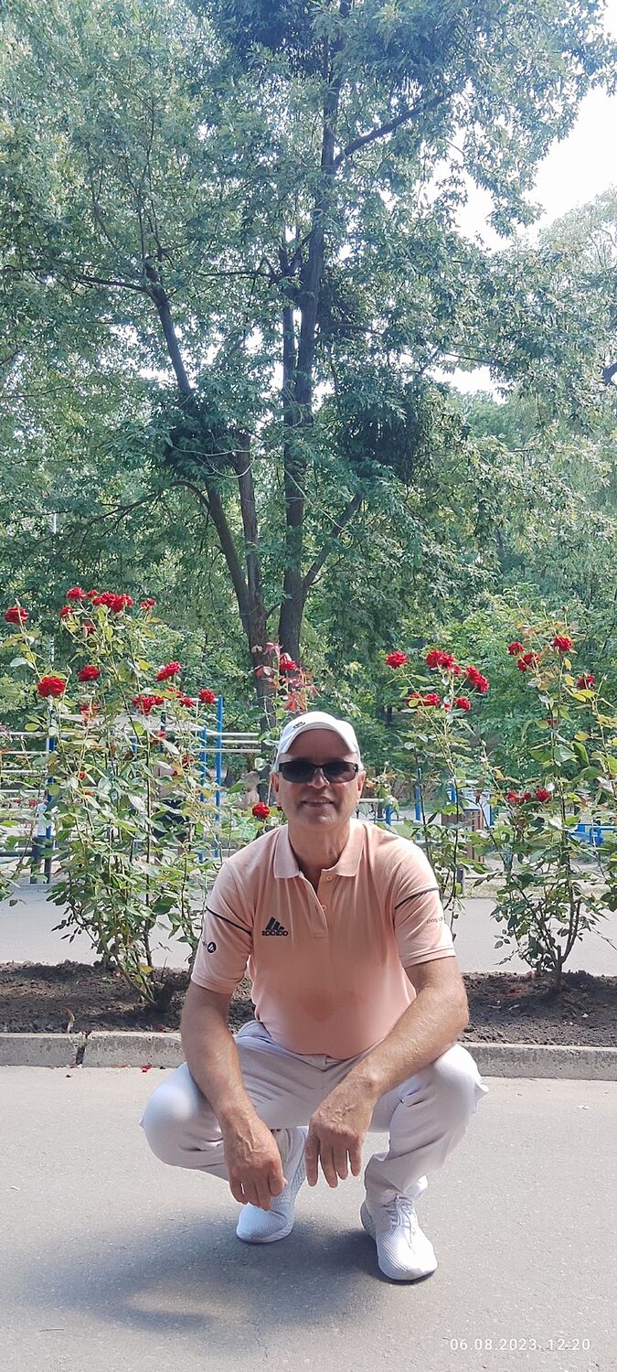  ,   Petru, 56 ,   