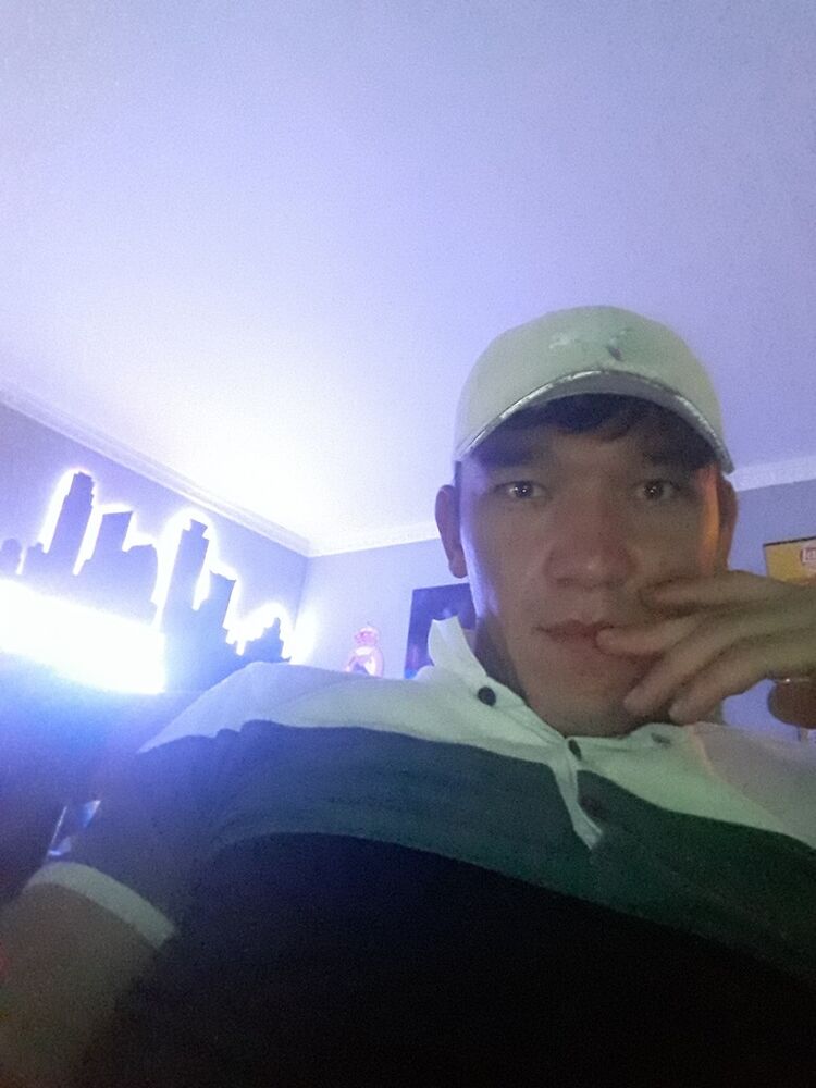  18536143  , 32 ,    