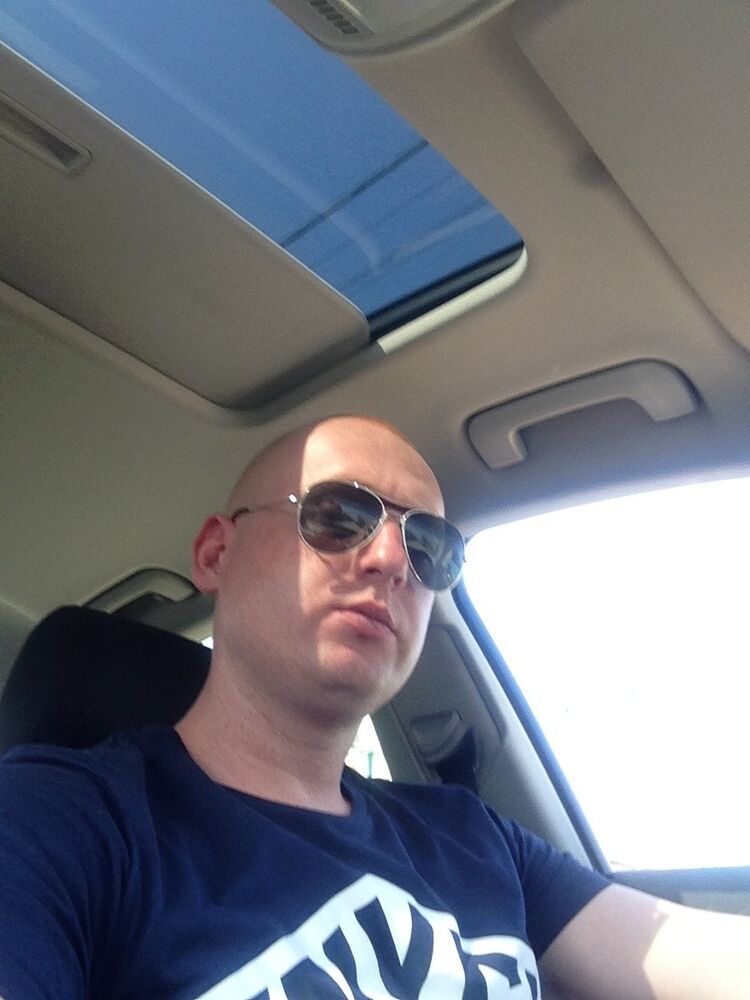  ,   Vasyl, 37 ,   ,   , c 