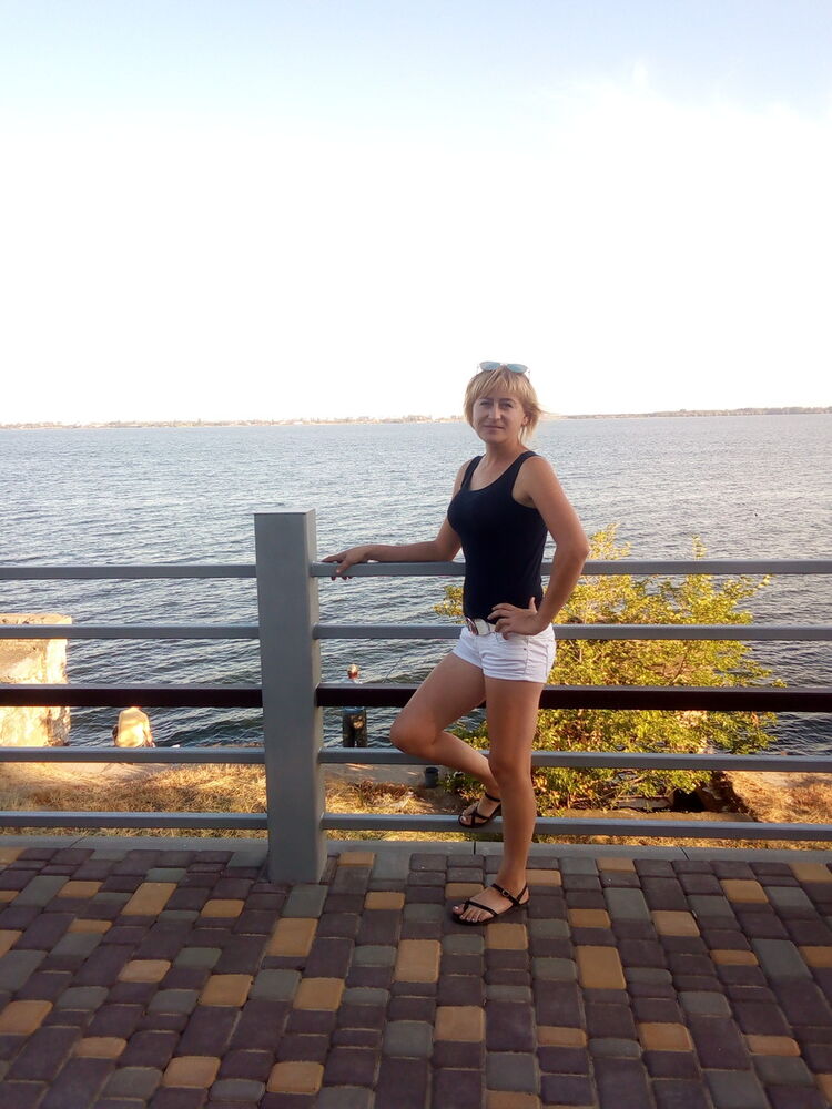  19813723  Alya, 33 ,     