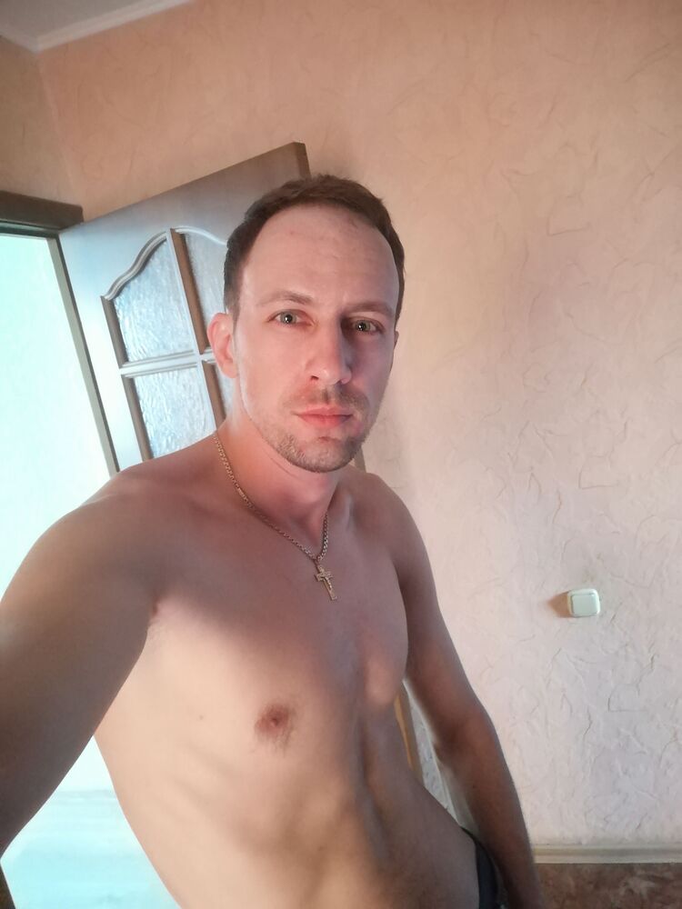  ,   Denis, 34 ,   ,   , c 
