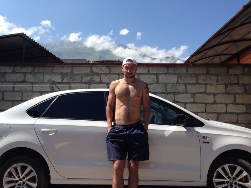  ,   Alen, 36 ,   