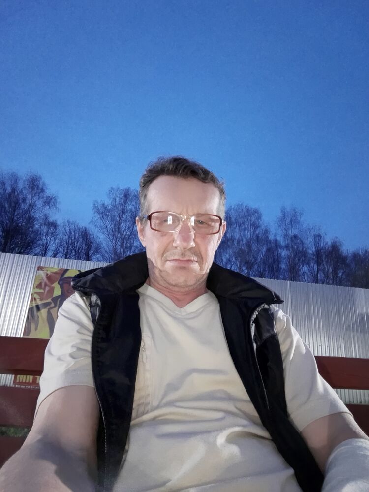  42491403  , 54 ,    