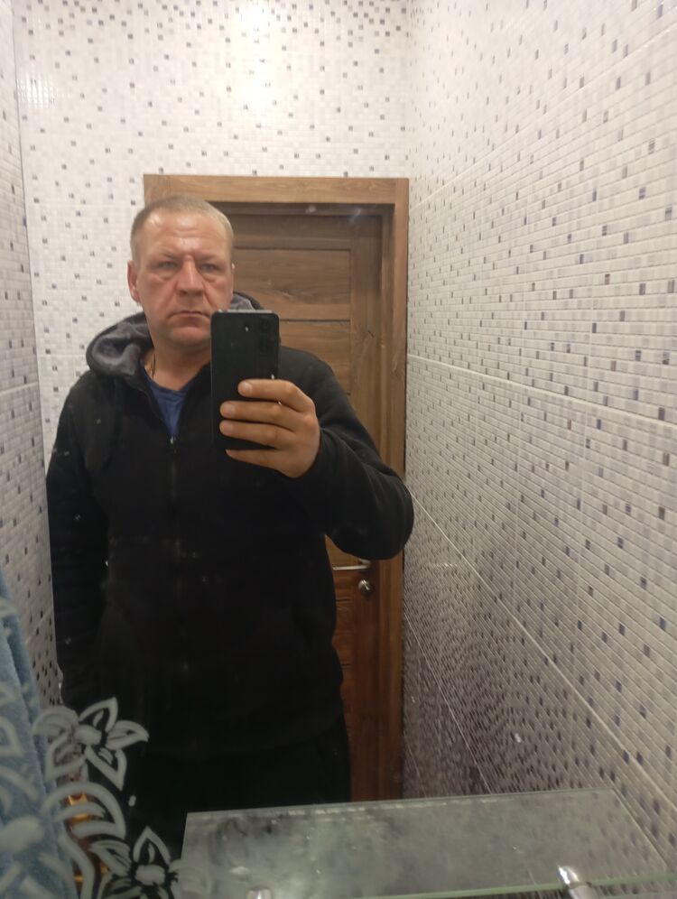  49843203  , 45 ,    