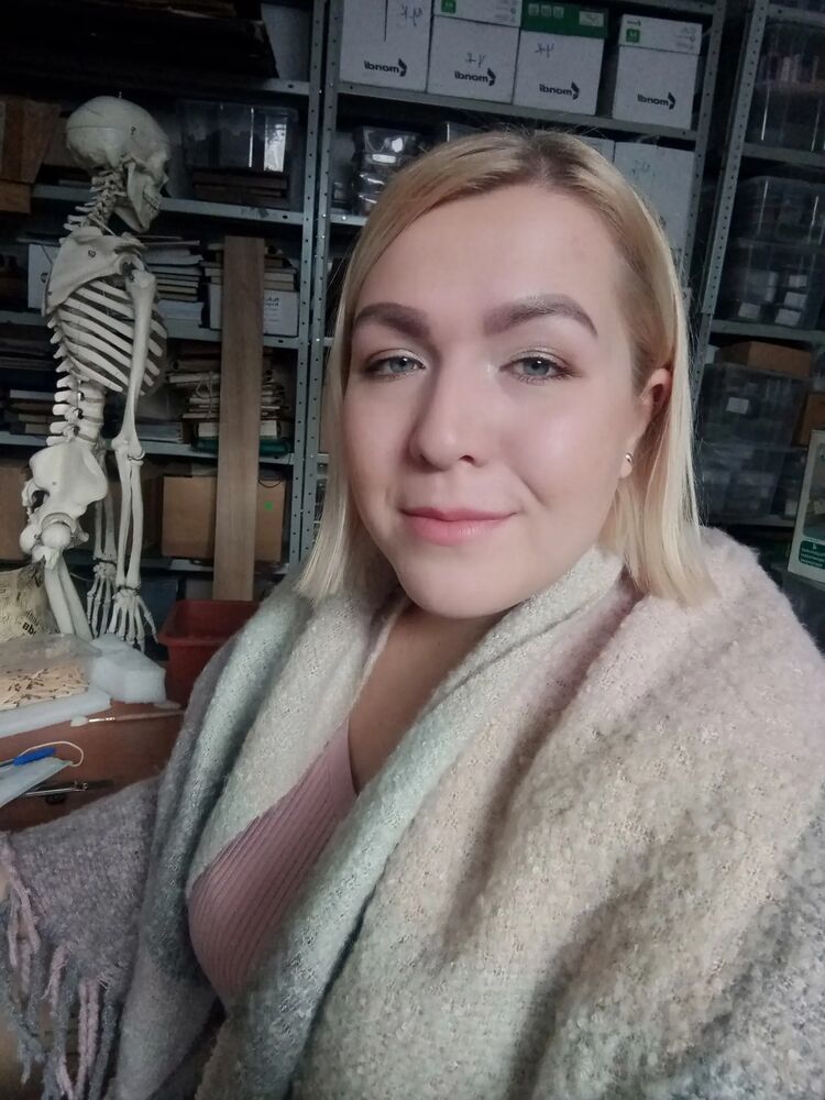  ,   Anna, 28 ,   ,   , c 