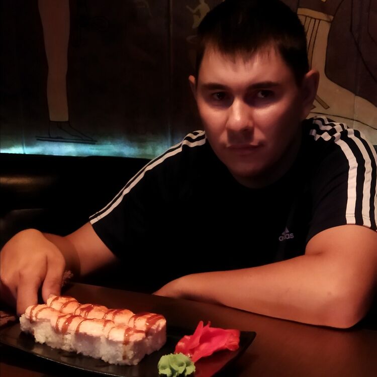  33001133  Igor, 34 ,    