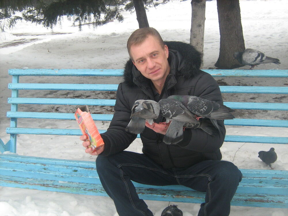  3998393  Dima, 49 ,    
