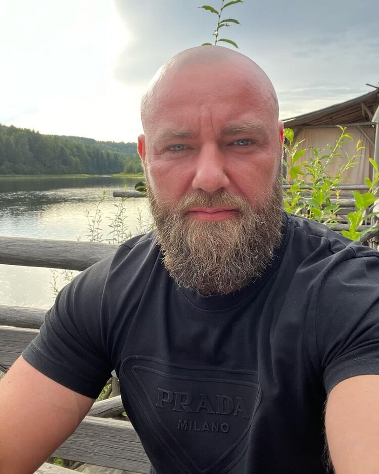 ���� 56106883 ������� ����, 42 ����, ���� ���������� � ��������