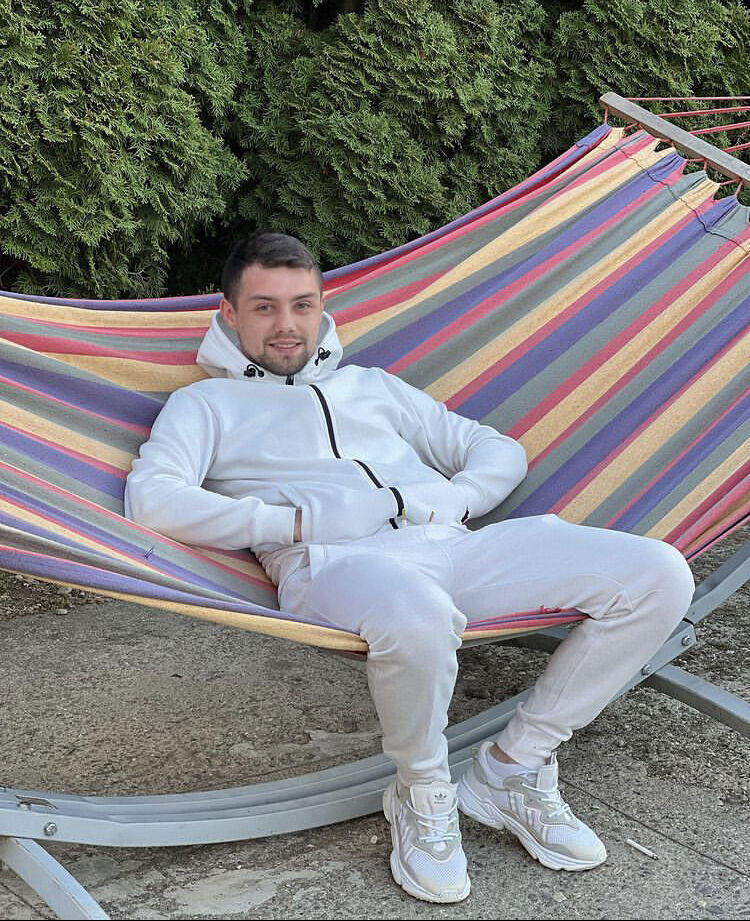 ,   , 40 ,   ,   